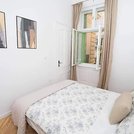 Gisela Apartamento *